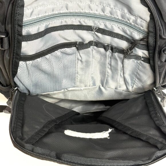 CamelBak Helena Hydration Pack 1404cu 100oz 23L Hiking Backpack Womens Black - Picture 9 of 11